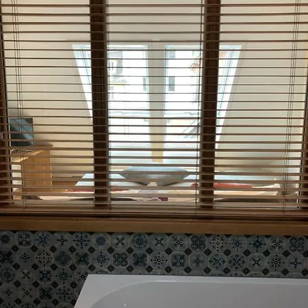 Grimm's Living Apartment *